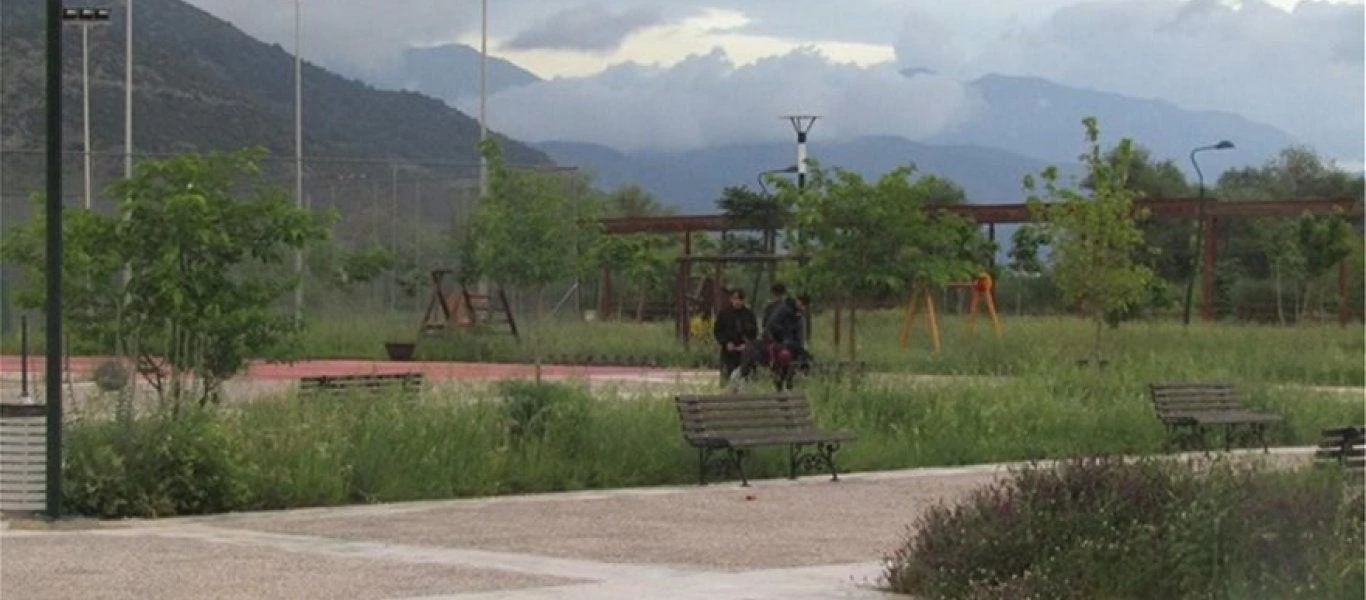 Εκτός ελέγχου η κατάσταση – Άγριες συμπλοκές αλλοδαπών στο λιμανάκι του Περάματος στα Ιωάννινα (Εικόνες)